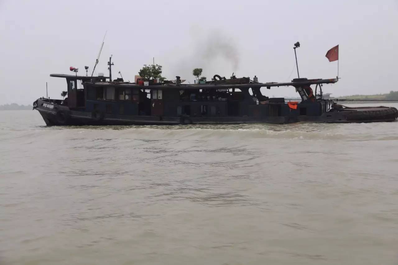 外媒:美国执法人员破门进入中国驻休斯敦总领馆:BJL平台集团(图2) BJL平台